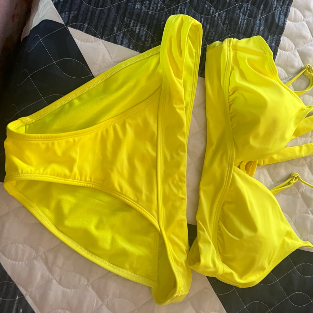 yellow two-piece, bikini size medium brand new never been worn
